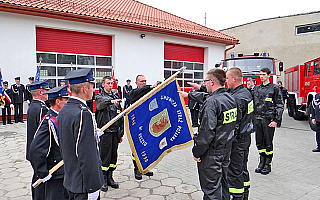 Reszelscy strażacy w nowej remizie Reszelscy strażacy w nowej remizie